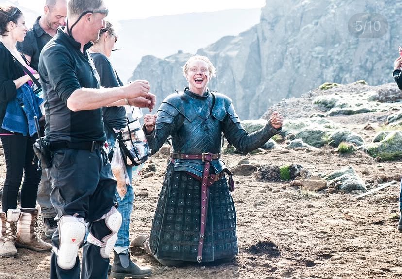 Viv Hollanov💫 tweet media