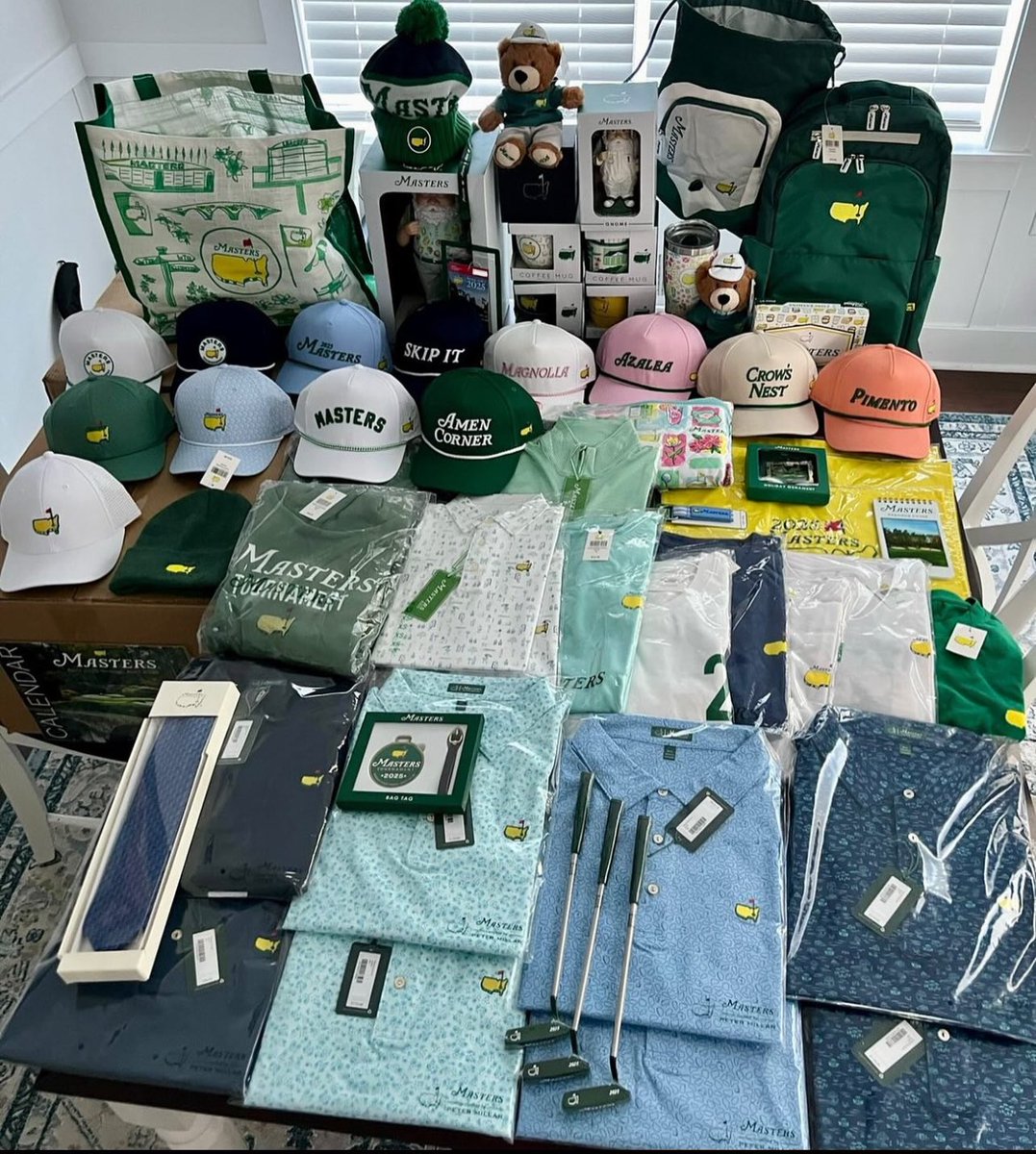 OddsShark's tweet image. The Masters merch machine is printing 💰

$70M projected in sales this week 🤯

That’s roughly:
• $10M per day
• $1M per hour
• $16K per minute
• $277 every second
