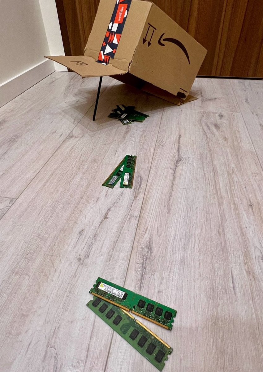 Awen 🟨⬜️🟪⬛️ tweet media