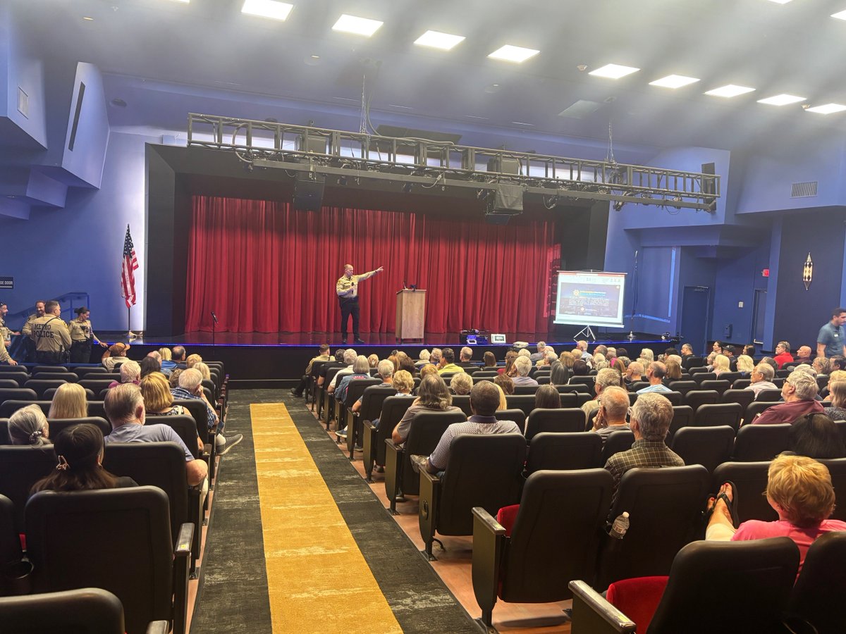 LVMPD_Summerlin's tweet photo. Thank you to @suncitysummerlin for hosting us for our #FirstTuesday and to the many community members who attended. Learning from our @lvmpd Drone Unit how our DFR (Drone First Responder) program is helping fight crime and make our communities safer! @summerlinlv https://t.co/MxaA1wFkj3