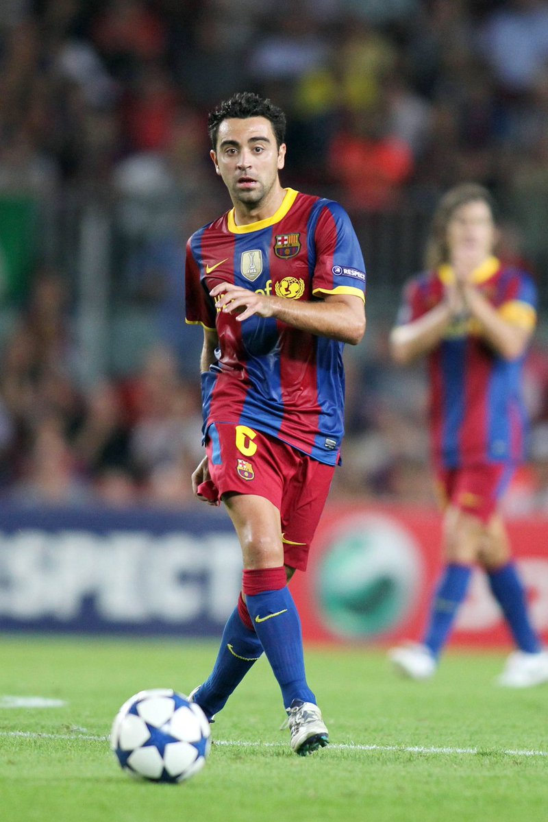 🚨 𝗩𝗜𝗧𝗜𝗡𝗛𝗔 🇵🇹 𝗔 𝗕𝗔𝗧𝗧𝗨 𝗟𝗘 𝗥𝗘𝗖𝗢𝗥𝗗 𝗗𝗘 𝗫𝗔𝗩𝗜 🇪🇸 en nombre de passes en Ligue des Champions sur une saison ! ⭐️❤️💙

🇵🇹 Vitinha - 1.319 passes en 13 matchs
🇪🇸 Xavi - 1.299 passes en 12 matchs

Via <a href="/PitchSavant/">PitchSavant</a>