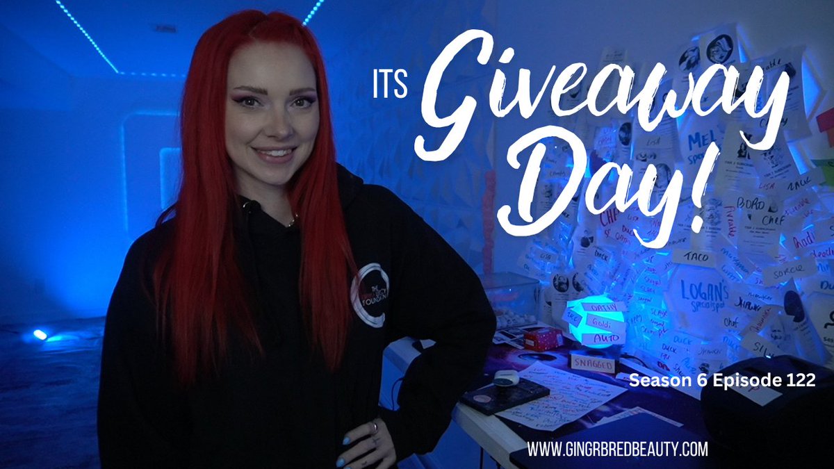 gingrbredbeauty's tweet image. Its GIVEAWAY DAY and the last stream of the week! Come win some merch, and merch gift cards! I will be #live on #twitch in 15 twitch.tv/gingrbredbeauty
#repost for todays #giveaway