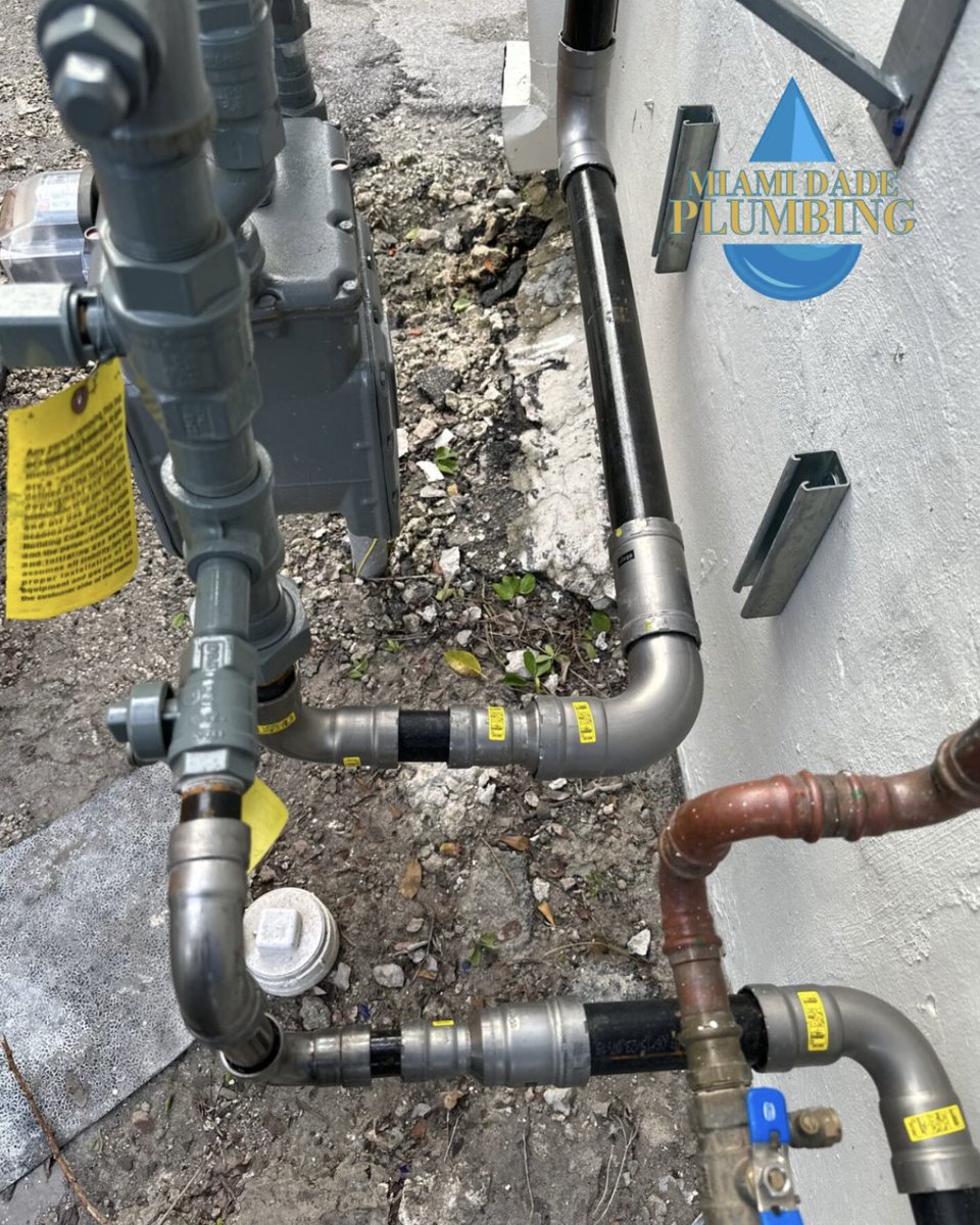 MiamiDPlumbing's tweet image. 🔧 Looking for dependable gas line service? Miami Dade Plumbing provides professional gas line installations and repairs for residential and commercial properties with safety and precision. Call today! 📞

#GasLineService #MiamiPlumber #PlumbingExperts #ResidentialPlumbing