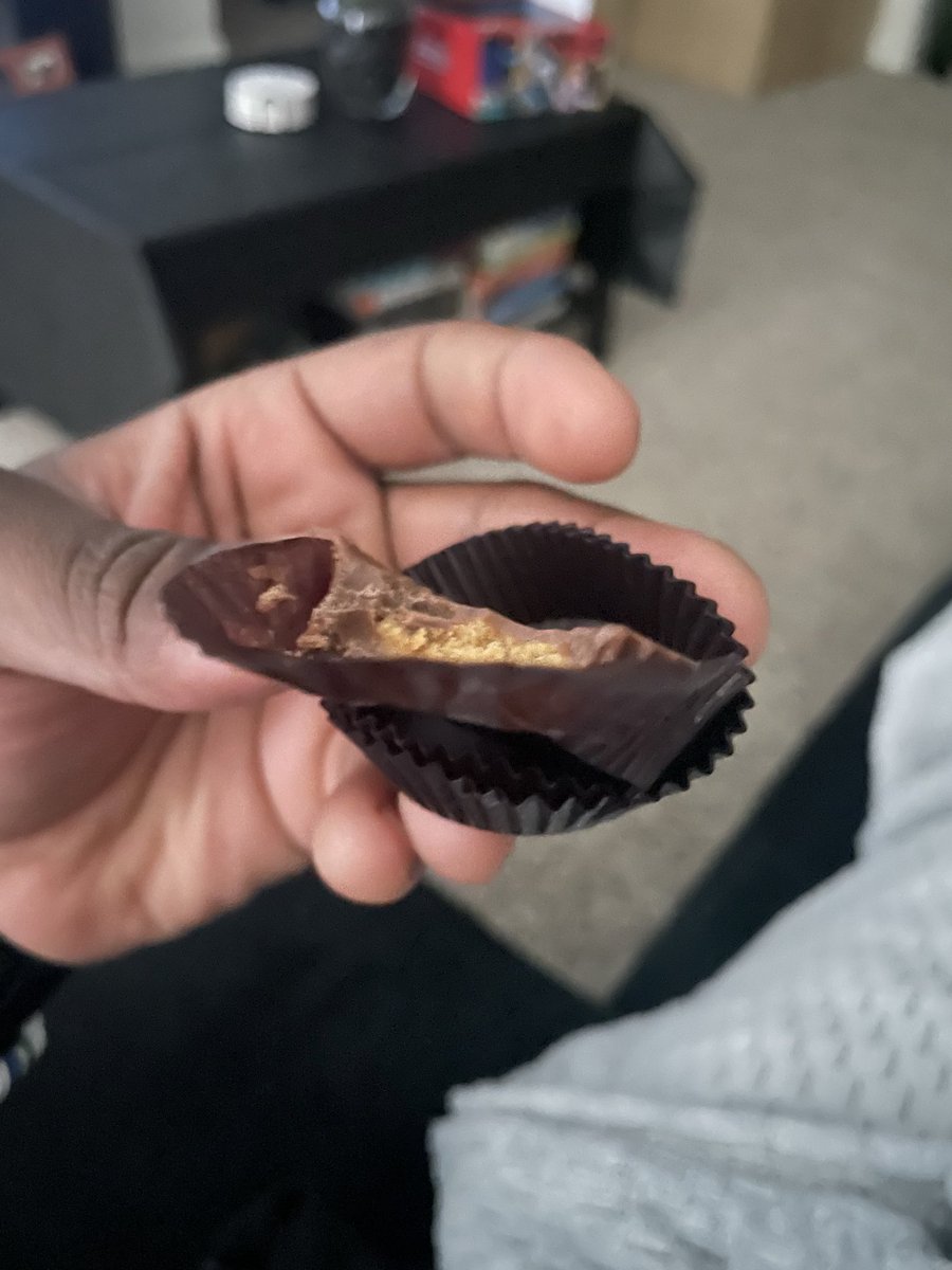 'mano lento aka lino aka cocobuttercockburn tweet media