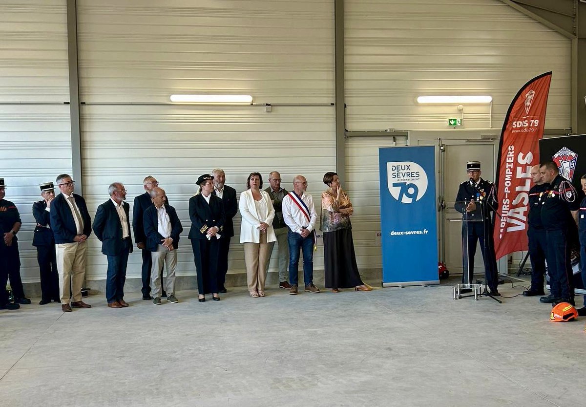 Prefet79's tweet image. #Inauguration🧑‍🚒| Le nouveau centre d’incendie et de secours (CIS) de #Vasles a été inauguré ce 14 avril, en présence de Laetitia Kulis, sous-préfète de #Parthenay et des acteurs et partenaires du projet.

✅Moderne, fonctionnel et respectueux de l’environnement : un équipement