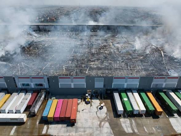 AuthorLeishman's tweet image. You burned down a business out of blind rage for a situation your choices led to. Lack of education, and failure to comprehend the ramifications of your actions long-term is indicative of someone who didn't deserve the more he felt entitled to.

#vss365 #blind