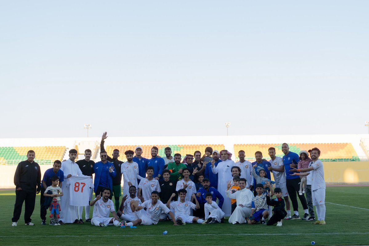 🔚انتهى الموسم ✋🏻

نعتذر لكم عن أيّ تقصير 🙏 ونعدكم بمضاعفة الجهود والظهور بالشكل الذي يليق بكم في الموسم القادم 🧡

#نادي_عرعر 🦅
#دوري_الدرجة_الثانية | #SDL