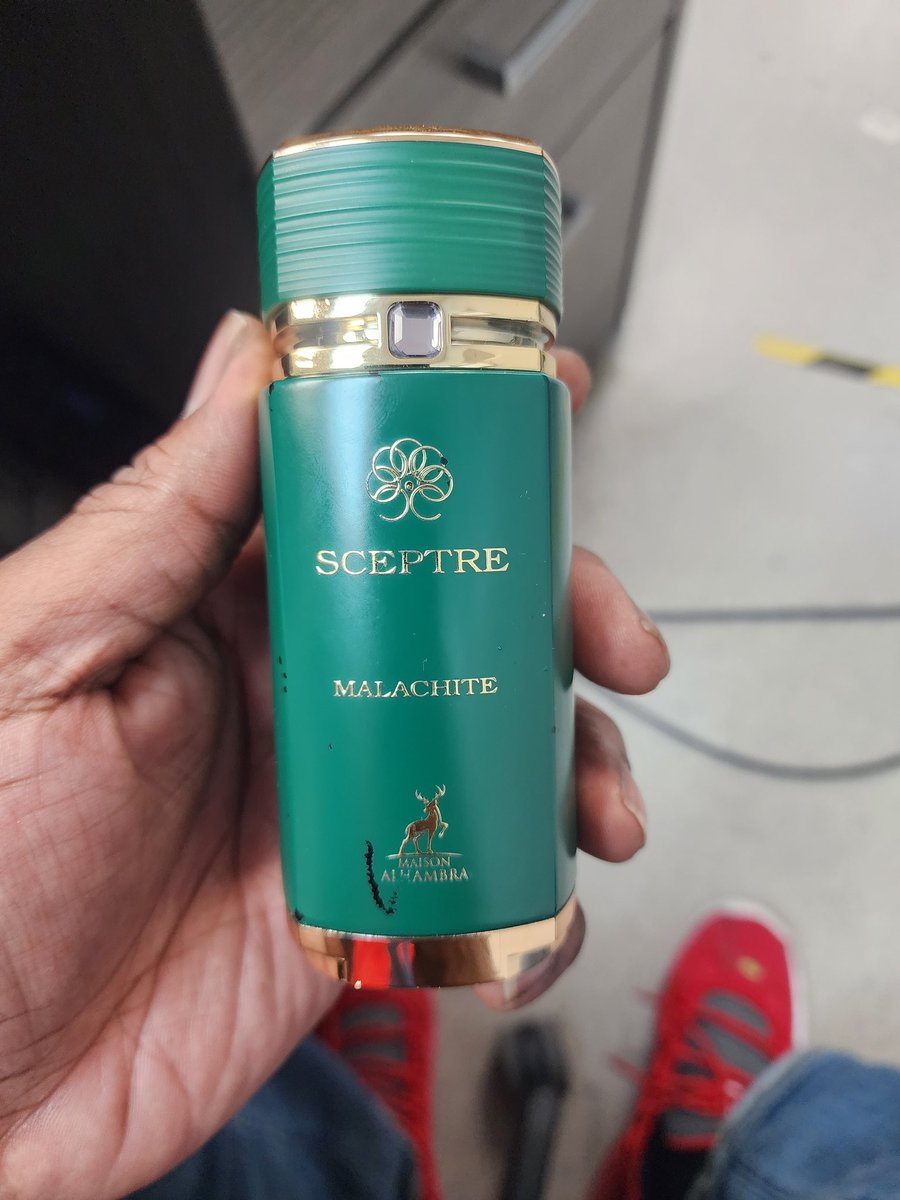 cleancutcee's tweet photo. Sotd: Maison Alhambra Sceptre Malachite #smellgoodz https://t.co/LVIr79QedH