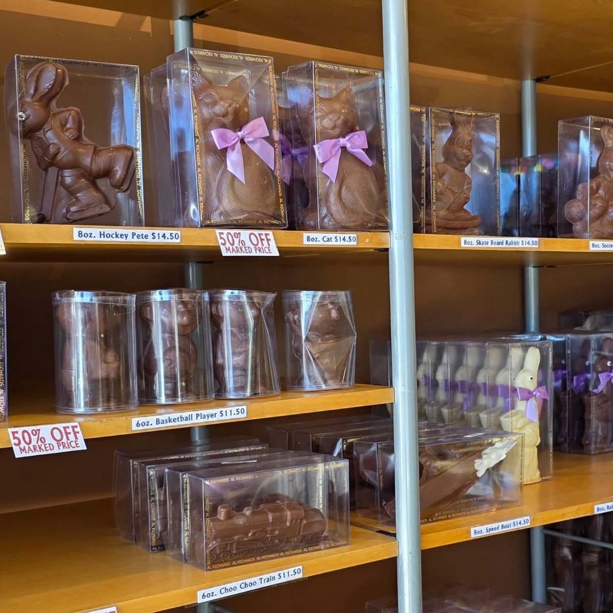 AlsChocolates's tweet photo. We've still got some great Easter items leftover and they're all 50% off while they last! Come take advantage of these amazing deals while you can! https://t.co/fTwrpqcjMk