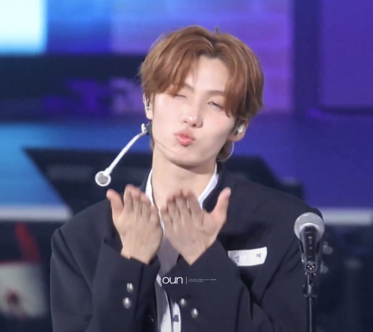 Life is pain au chocolat tweet media