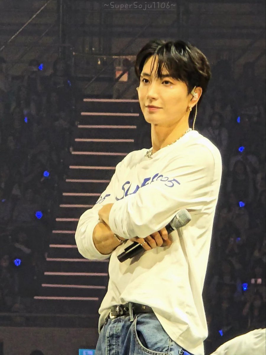 The best <a href="/special1004/">Lee Teuk</a> 💙
#superjunior #슈퍼주니어 #Leeteuk #이특 #利特