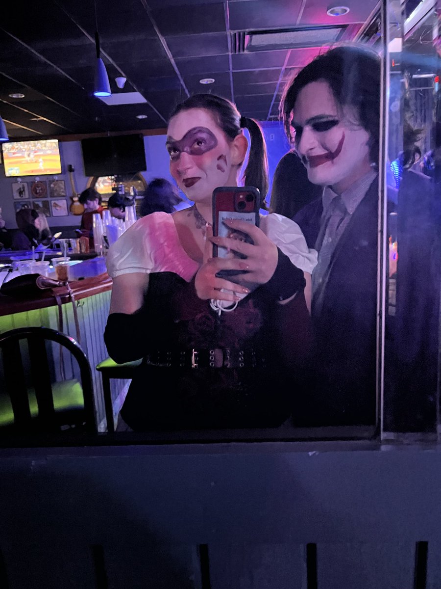 silly moose tweet media