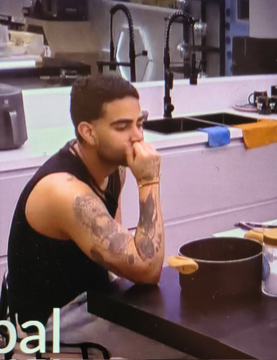 Mía Luna tweet media