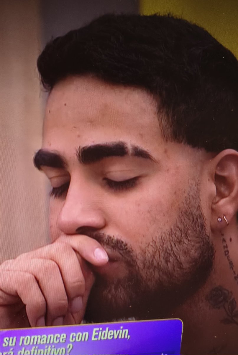 Mía Luna tweet media