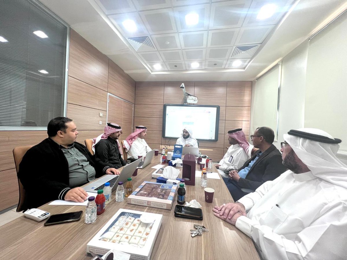 كلية إدارة الأعمال tweet media