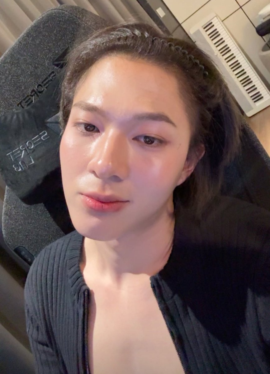 누𝗻𝗸𝗻𝗻. 🍅 tweet media