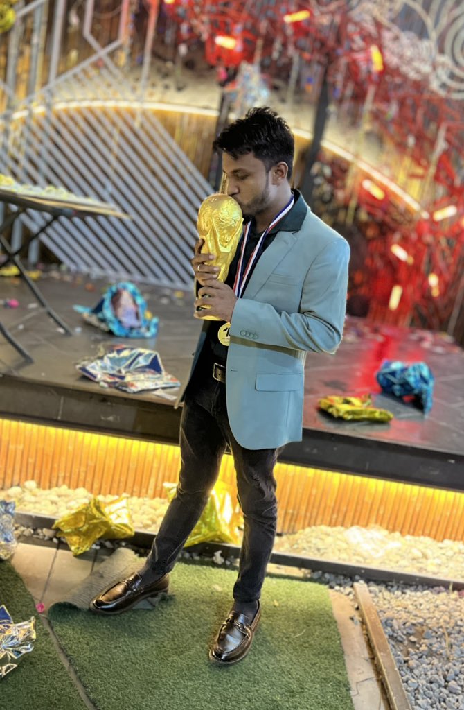 Md Hasan tweet media