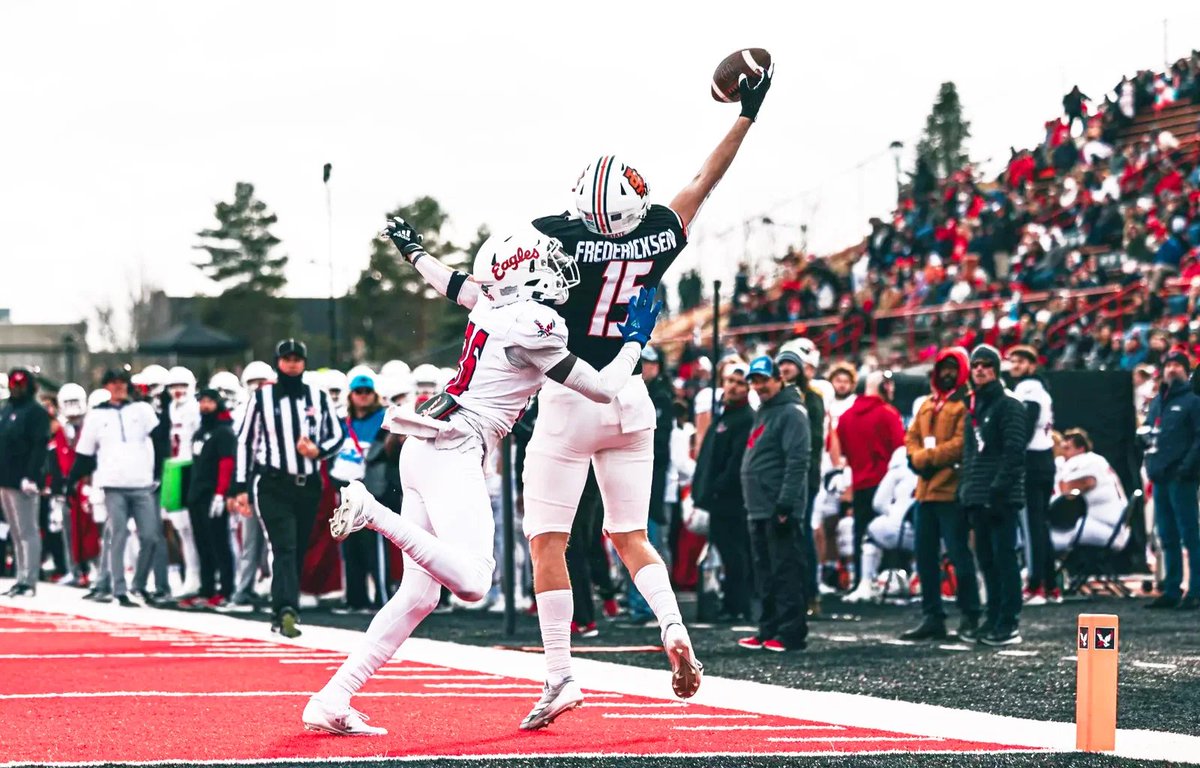 3DownNation's tweet image. Winnipeg Blue Bombers sign All-Big Sky receiver Christian Fredericksen

3downnation.com/2026/04/09/win…

#Bombers #ForTheW #Winnipeg #CFL