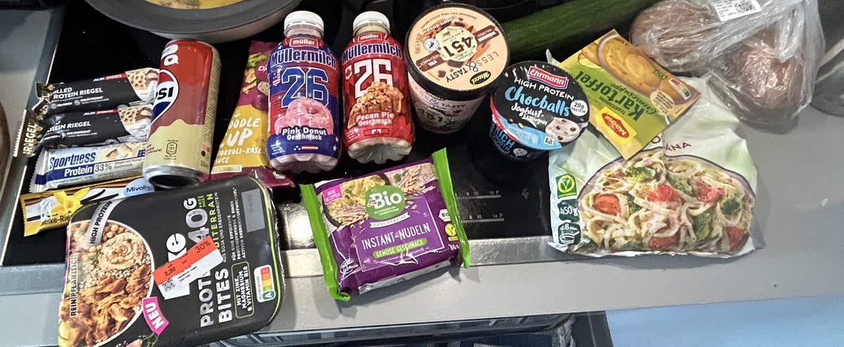 Ellie ⋆˚✿˖° ed twt tweet media