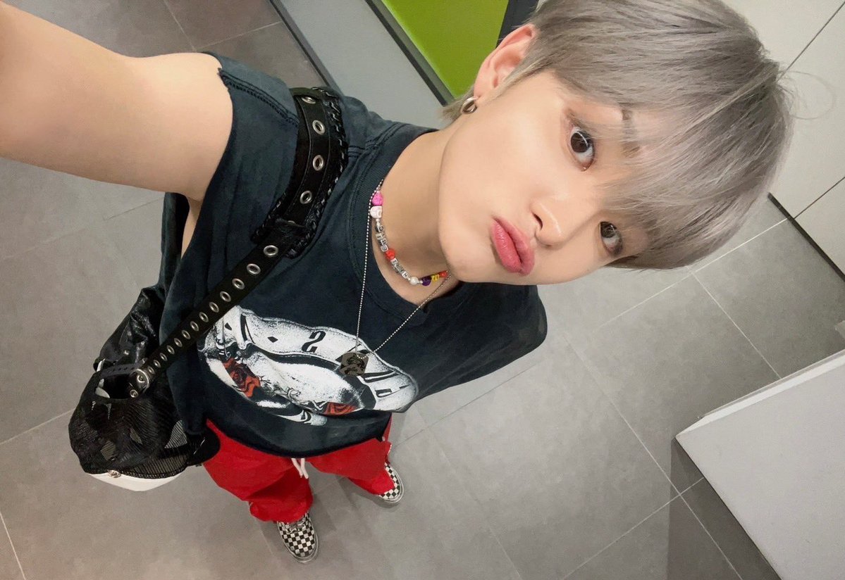 지훈피드 tweet media