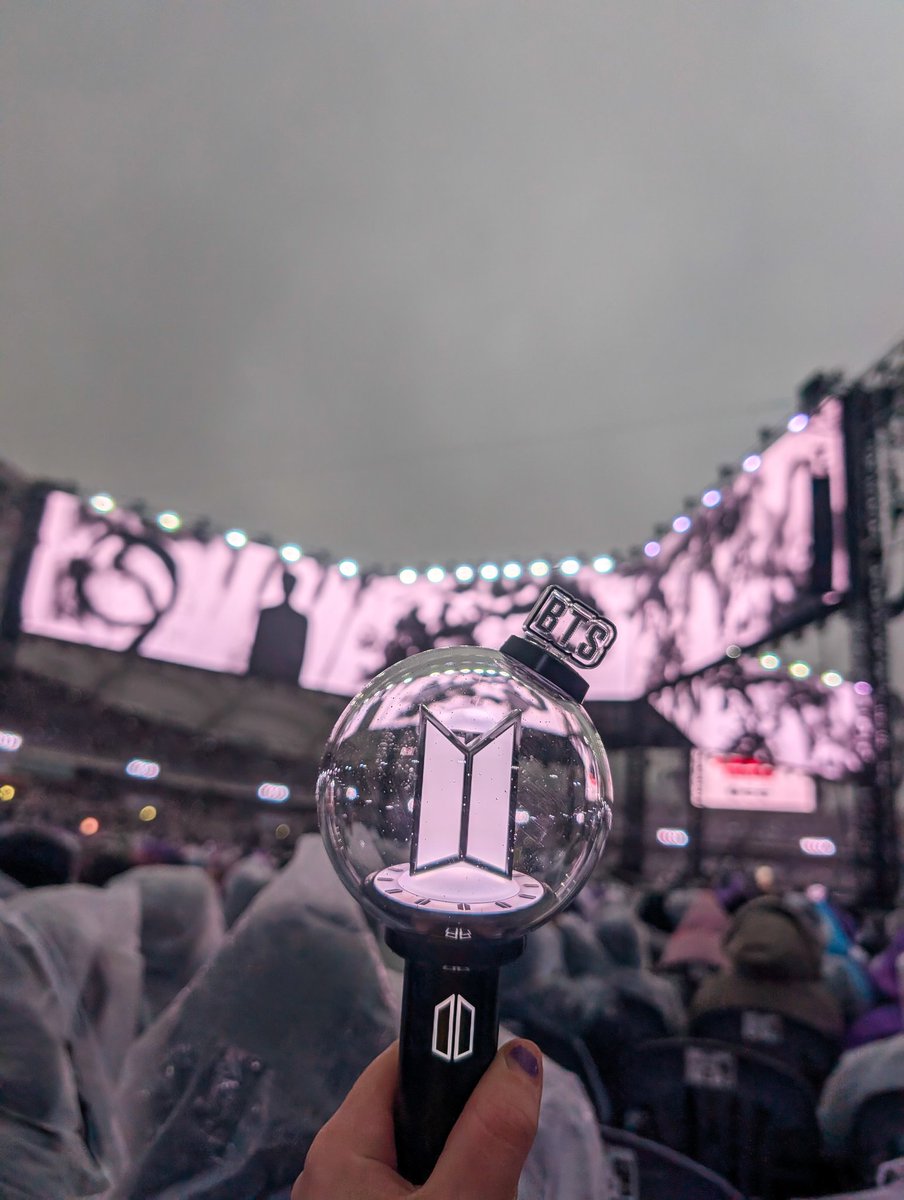 Clare⁷ IS SEEING BTS 💜 ⟭⟬ ⊙⊝⊜ ⟬⟭ tweet media