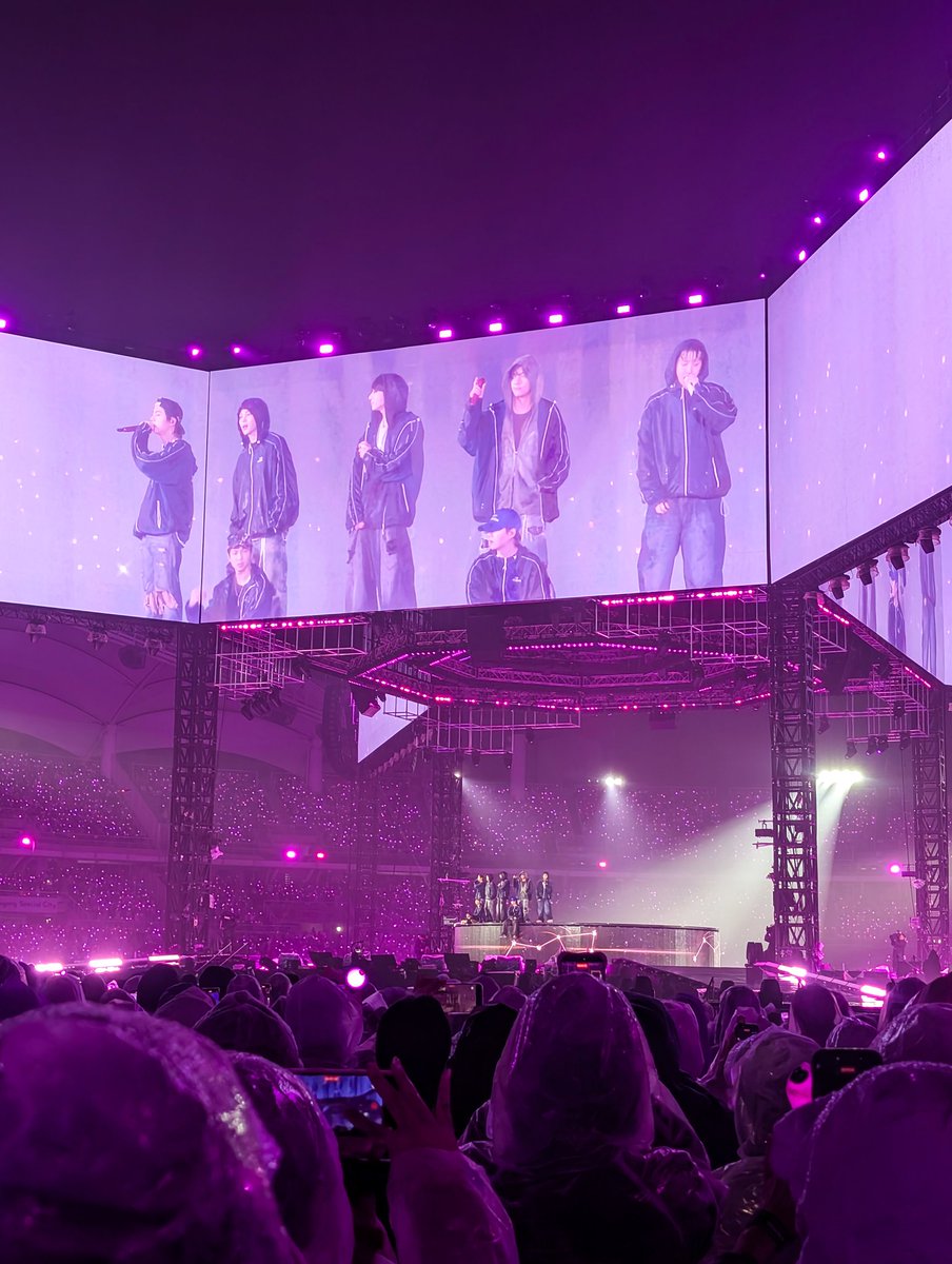 Clare⁷ IS SEEING BTS 💜 ⟭⟬ ⊙⊝⊜ ⟬⟭ tweet media