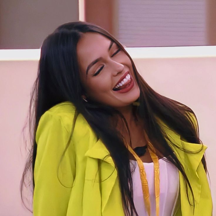 Renault 🥂🧙‍♀️ tweet media