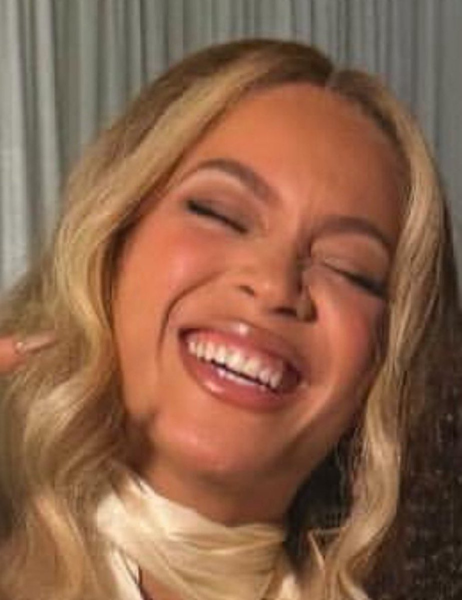 realityishere tweet media