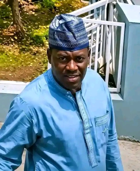 _mai_daraja's tweet photo. Sarkin barayin machine na kasar Hausa,
Allah ya tona muku asiri. https://t.co/rug6d6k6nn