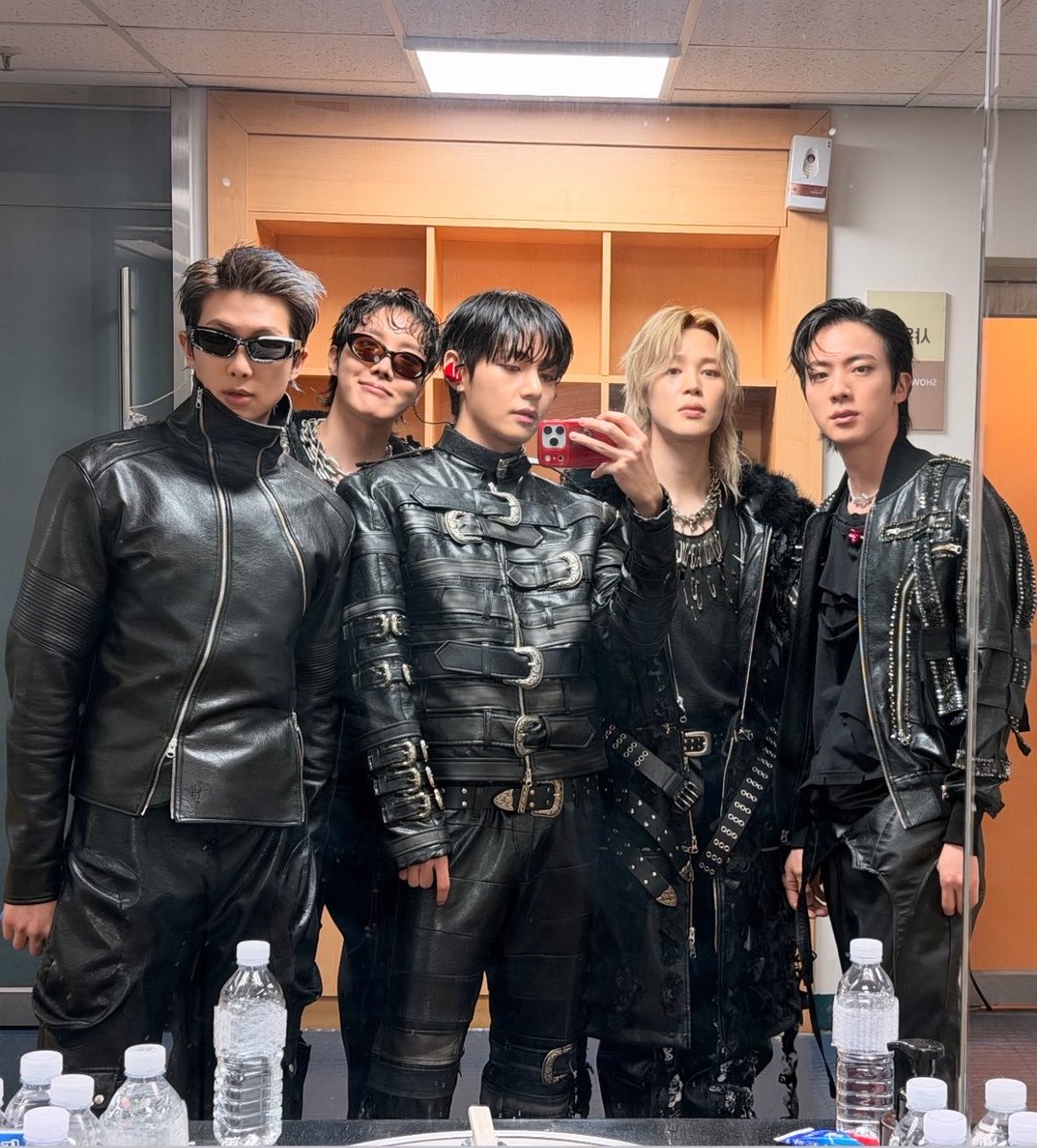 vi VAI VER O BTS tweet media