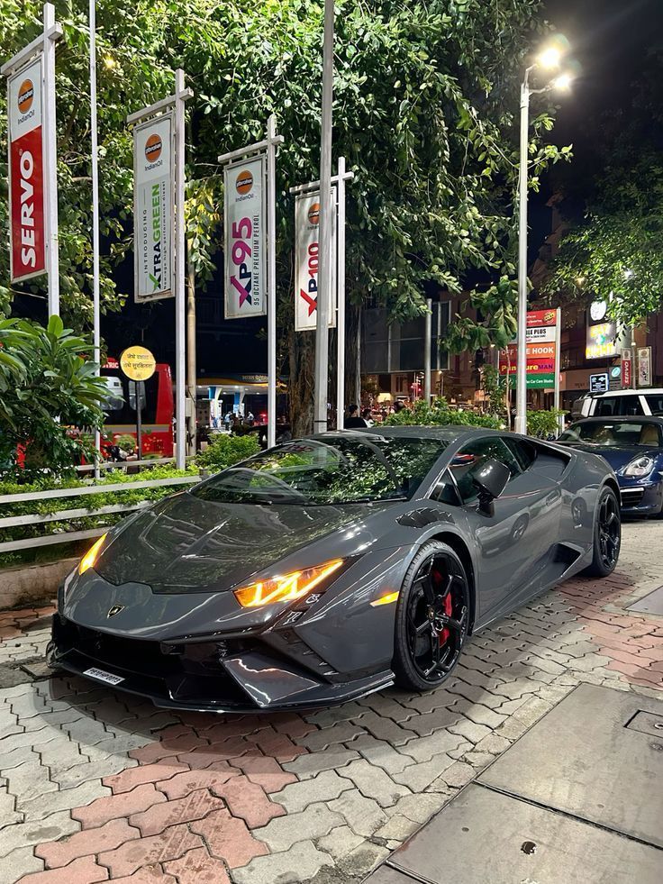 Car Porn tweet media