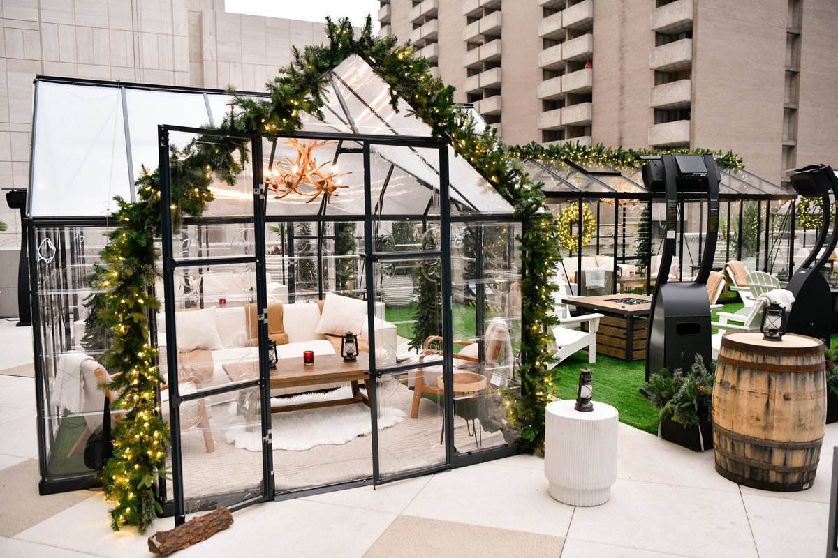 A2EComms's tweet photo. Want your end-of-year meeting or holiday celebration to look a little like this? ❄️✨ Then now’s the time to start planning. 

Book a complimentary 30-minute brainstorming session with our team, and let’s build something unforgettable. 👉 https://t.co/ggK5ZjTGkS

#a2ecomms https://t.co/XCwhzlOWra