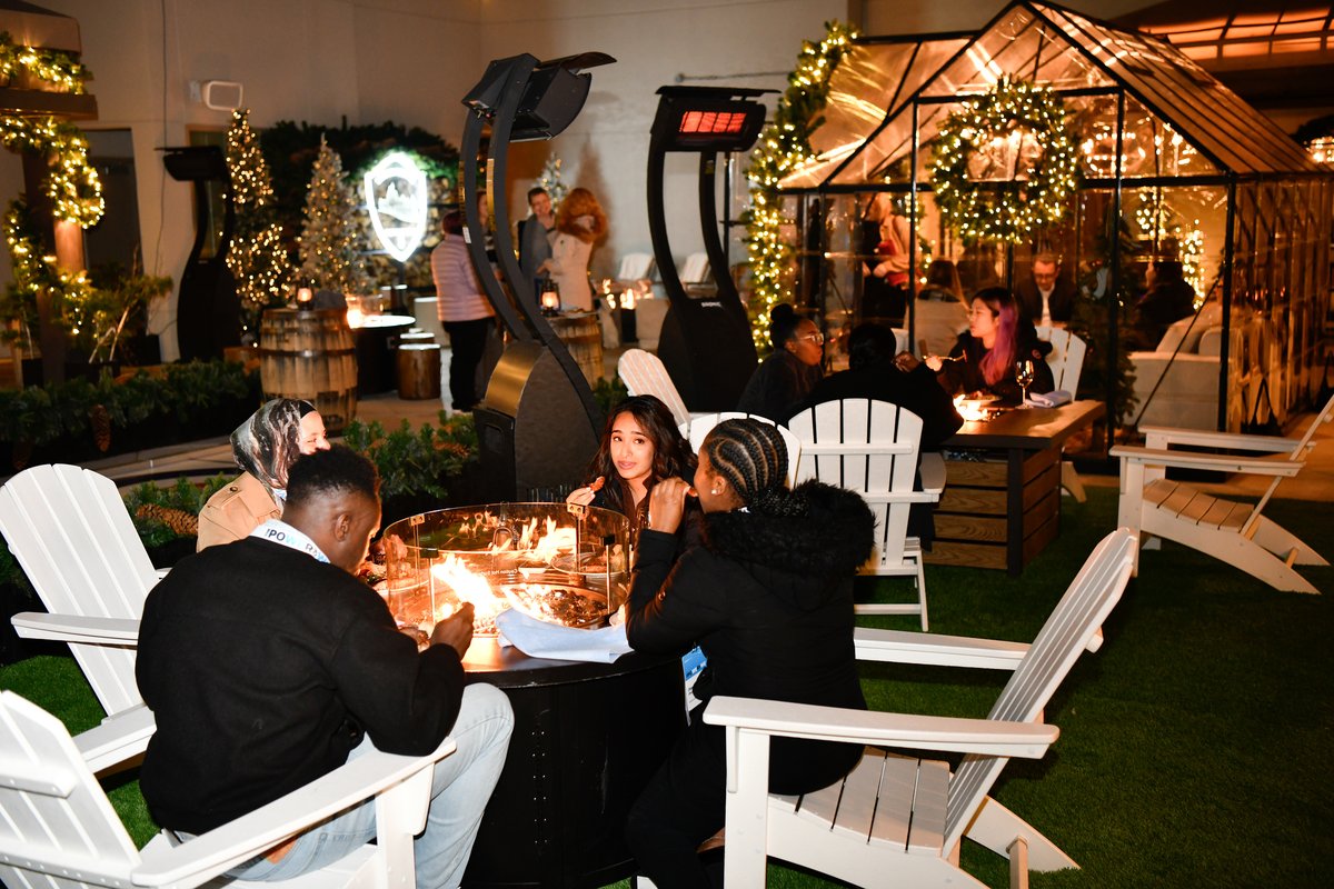 A2EComms's tweet photo. Want your end-of-year meeting or holiday celebration to look a little like this? ❄️✨ Then now’s the time to start planning. 

Book a complimentary 30-minute brainstorming session with our team, and let’s build something unforgettable. 👉 https://t.co/ggK5ZjTGkS

#a2ecomms https://t.co/XCwhzlOWra