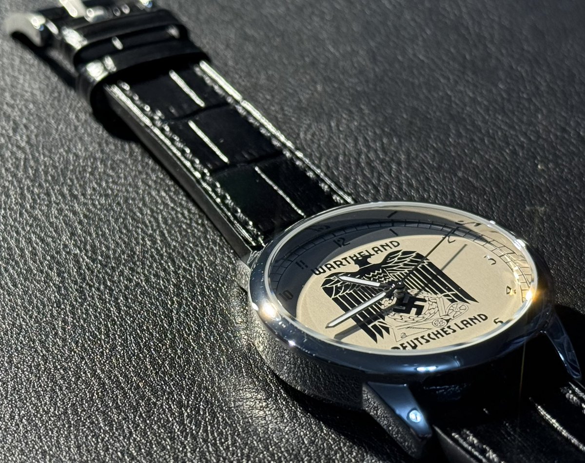 Frenly Watch Co. tweet media