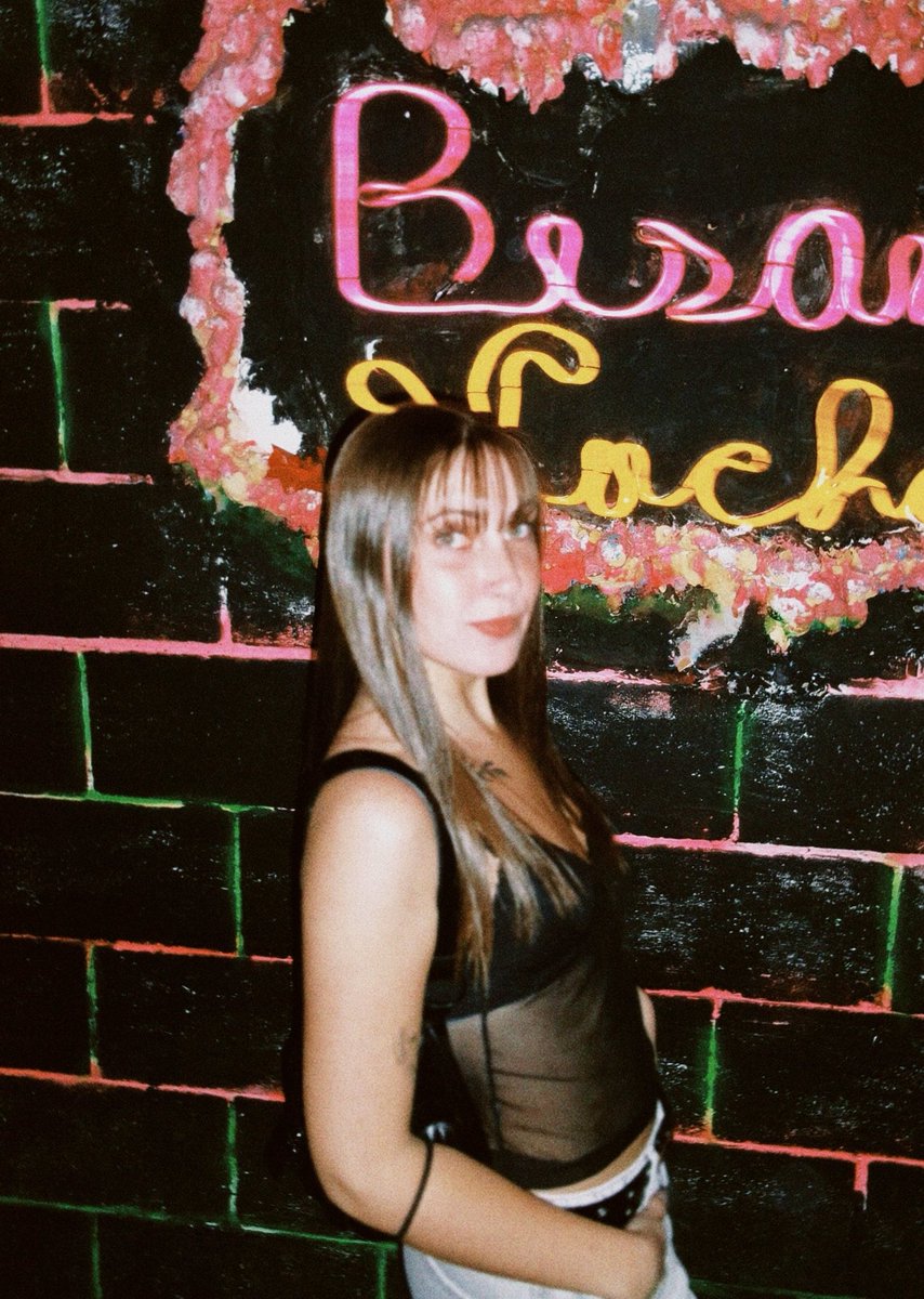 Laru ✨ tweet media