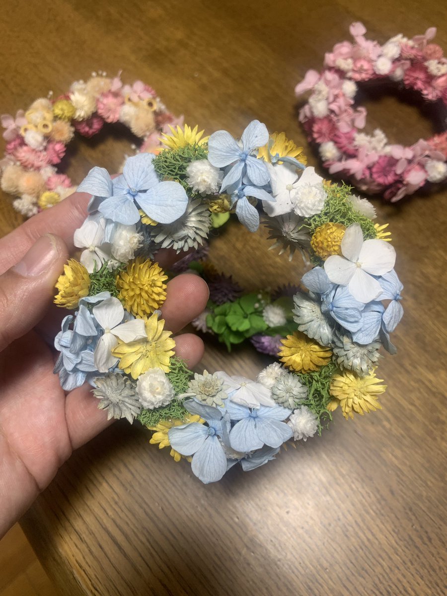 春色ミニリース作ってみた💐🌸
#東京ハンドメイドマルシェ
にて販売します😊✨
#母の日　のプレゼントにも✨