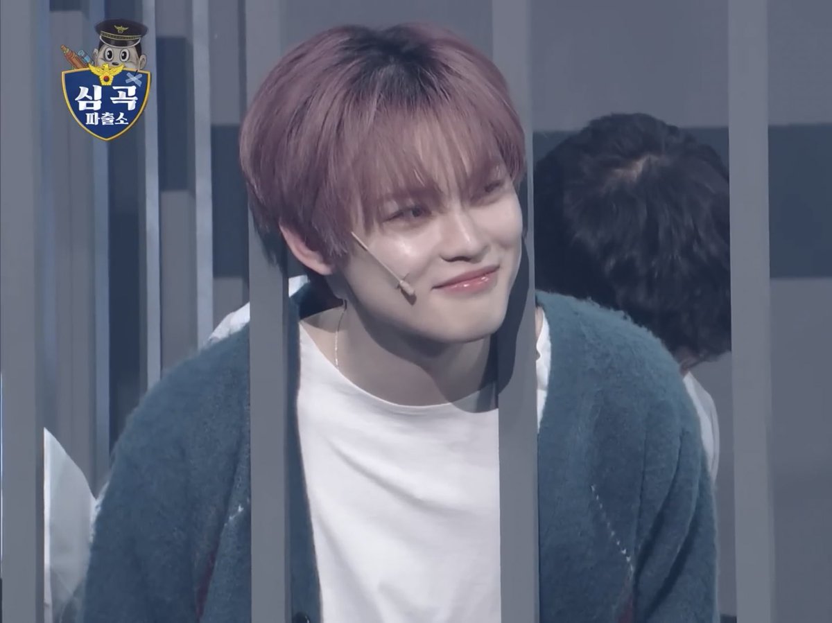 dee. #TEAMCHENLE tweet media