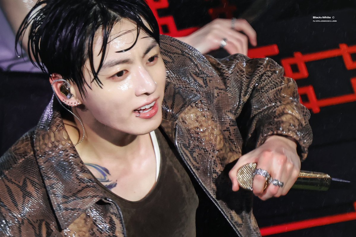 BLACK N WHITE tweet media