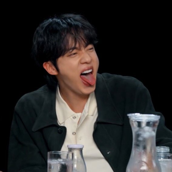 vjinsus⁷ tweet media