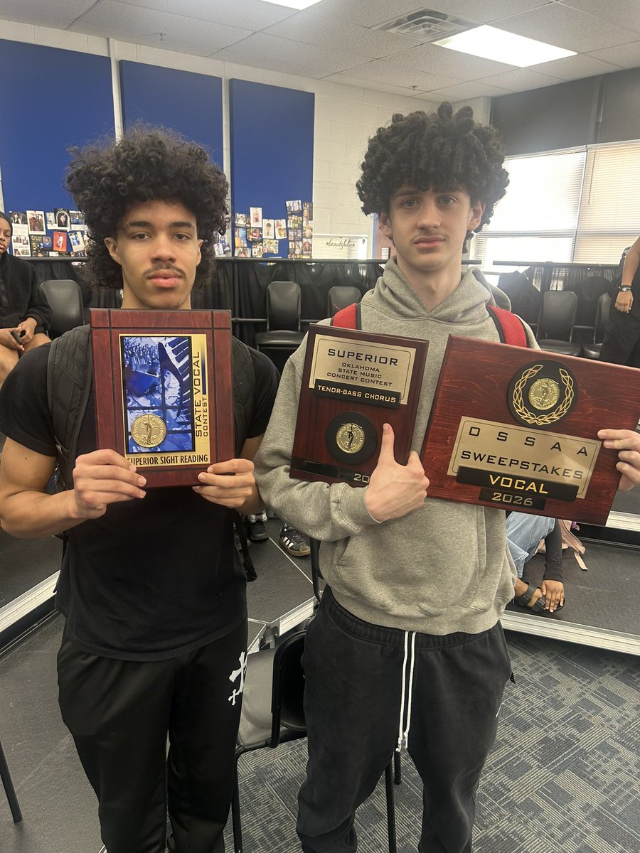 Pierce21v's tweet photo. Expanding our talents💯
5A Choir/vocal music state champions with Classen SAS
@DWilliamson34 https://t.co/udXpAXCeHa