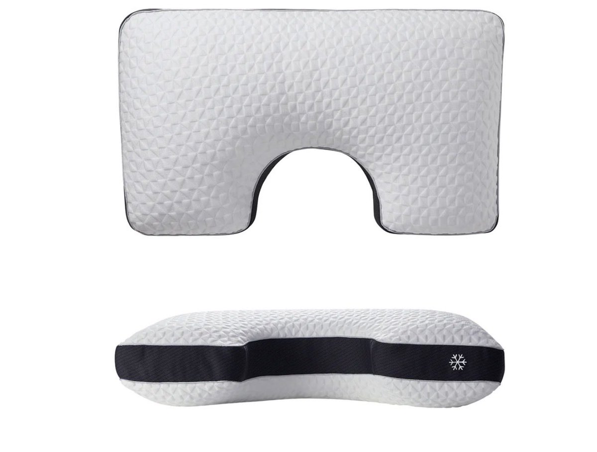 mattressguy_'s tweet image. This pillow gets rave reviews because:

- adjustable to firm or plush 
- cool cover 
- cutout for neck 

It’s my favorite pillow ever and what I personally use for sleep