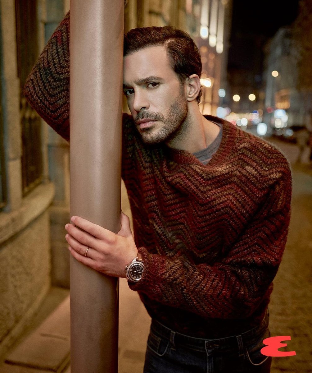 𝐴𝑛𝑔𝑒𝑙𝑖𝑐𝑎 tweet media