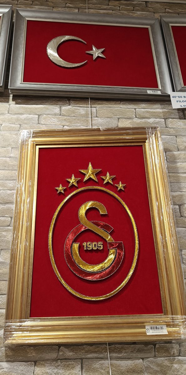 saklıbey tweet media