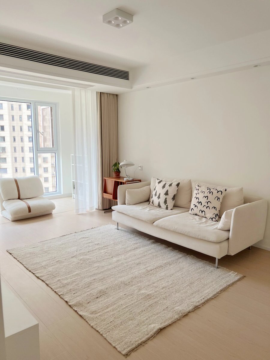 Skusalicious tweet media