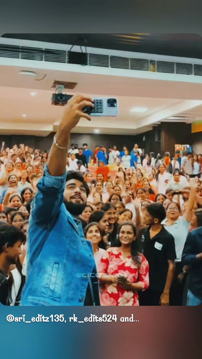 shashiroya20139's tweet image. Kalyan craze 🥵🔥🤍 
#kalyanpadala #bigboss9telugu 
#kalyan