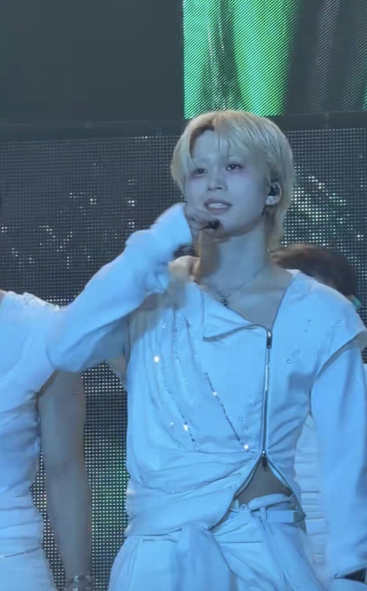 餅巾着 tweet media