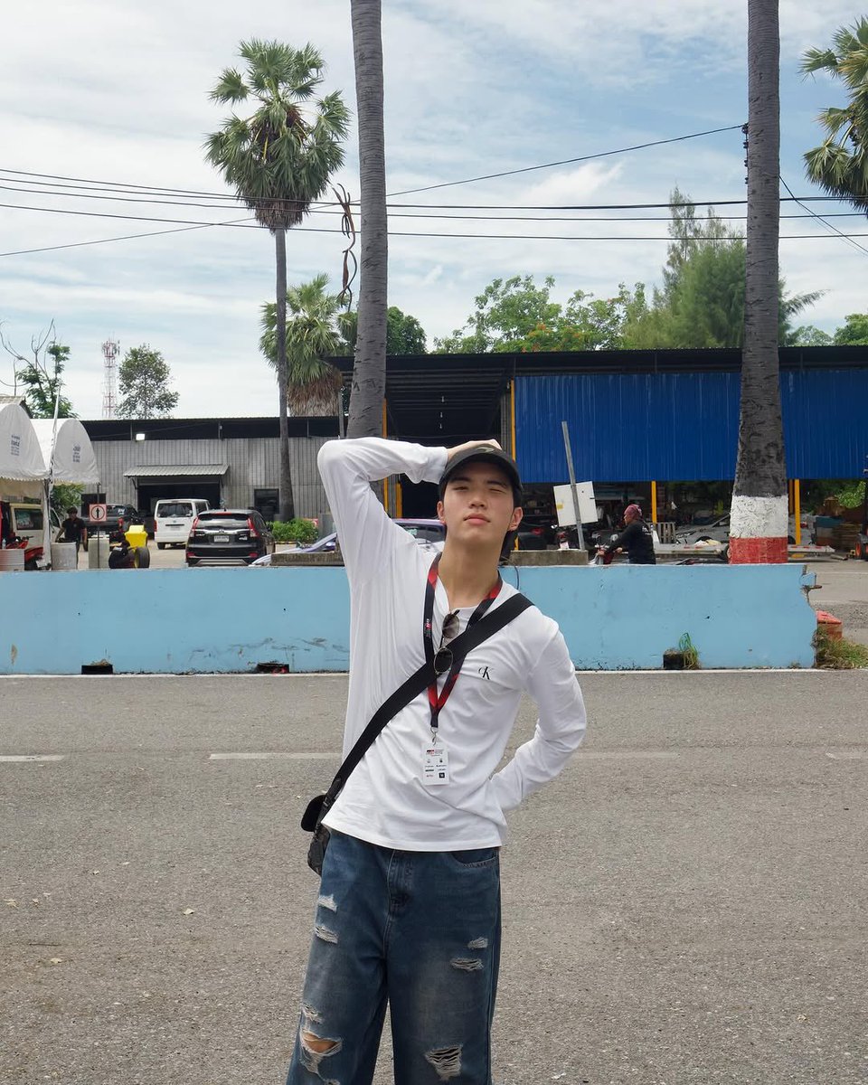 Leเล ๋࣭⭑💫๋ tweet media