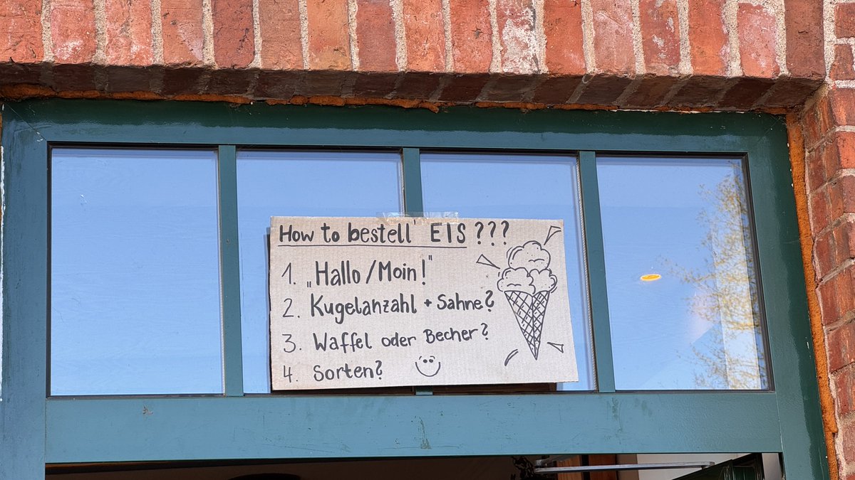 Kono ©️@™️🥂🍾🥔🐗☂️ tweet media