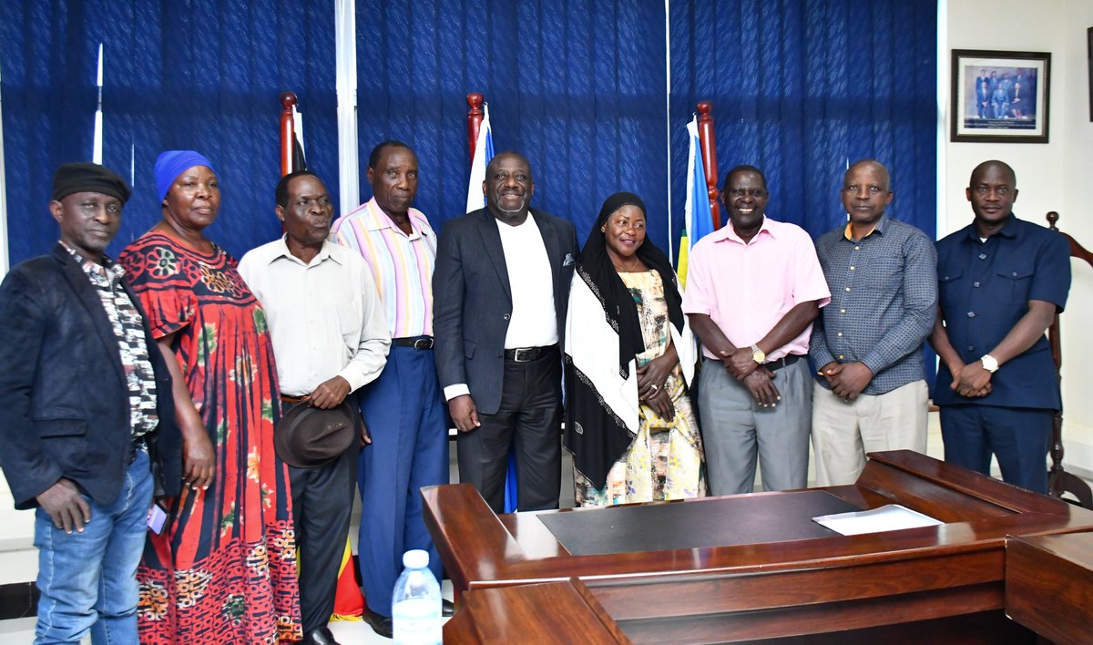 Hon. Nyombi Thembo tweet media