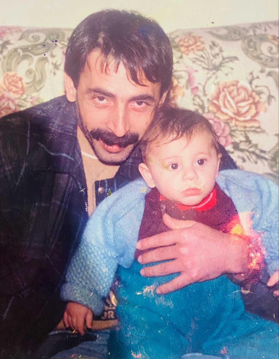 gzdeyula's tweet photo. Keşke küçük kızın olarak kalabilseydim babam 🤍 https://t.co/WzoRQprJ1o